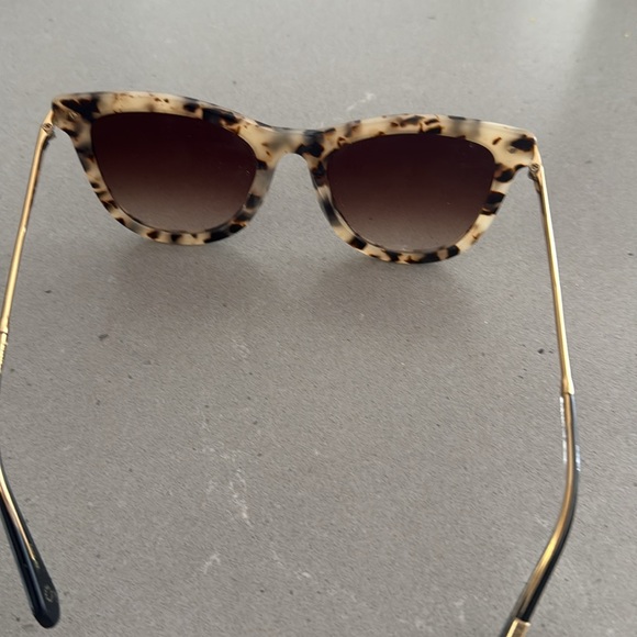 Tortoiseshell Cat Eye Sunglasses - Brown Lenses - Picture 2 of 2
